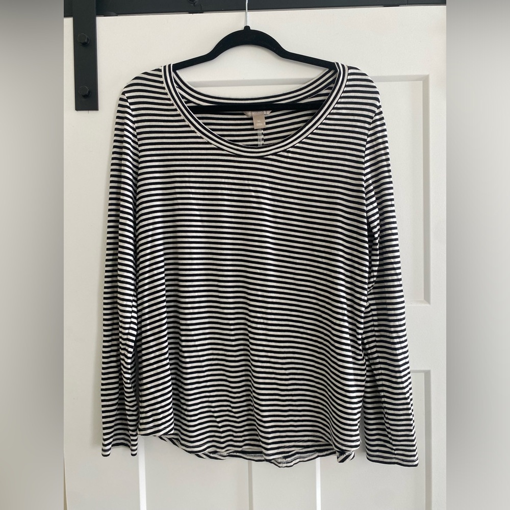 Banana Republic Long-Sleeved Tee